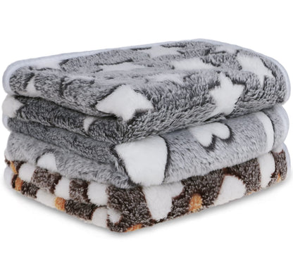 Petsvv 3 Pack Dog Blanket Soft Fleece Flannel Throw Dog Blanket Warm Pet Blankets for Cat & Small Dog Grey Series